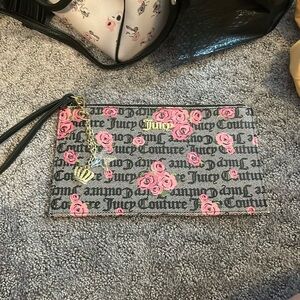 juicy couture wristlet